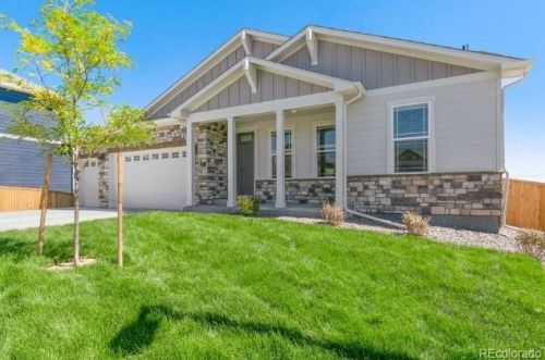 15704 Spruce St, Denver, CO 80602