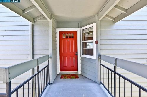7690 Canyon Meadow Cir, Pleasanton, CA 94588-4723