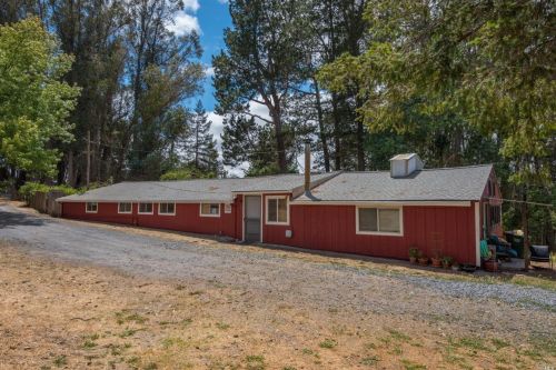 556 Sparkes Rd, Sebastopol, CA 95472-5040