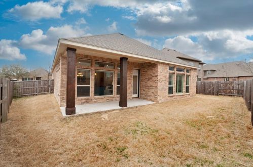 12520 Black Hl Dr, Austin TX  78748-1056 exterior