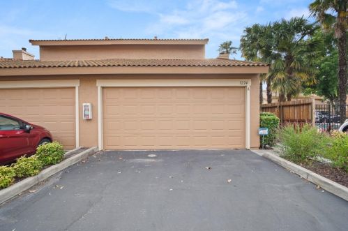 1224 Roseburg Ave, Modesto, CA 95350-4981