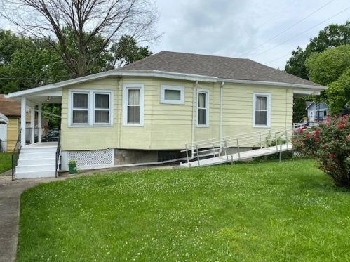 685 Elliott Ave, Cincinnati, OH 45215-5417