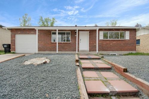 15030 Robins Dr, Denver, CO 80239-3856