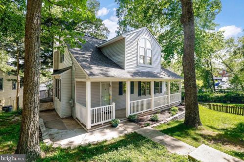 119 Club Rd, Riviera Beach, MD 21122-2450