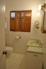 1026 Crestview Dr, Pasadena CA  91107-1951 exterior