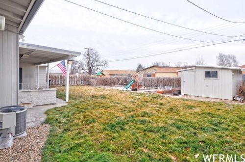 1137 Sego Lily Dr, Sandy UT 84094-4648 exterior