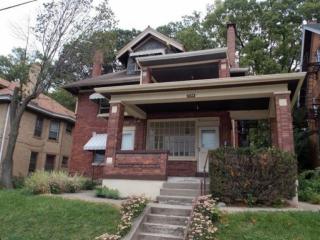 3304 Burnet Ave, Cincinnati OH  45229-3021 exterior