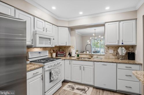 6406 Coventry Way, Mount Laurel NJ  08054-6703 exterior