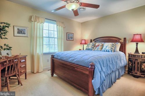 54 Strayer Dr, Carlisle PA 17013-4404 exterior