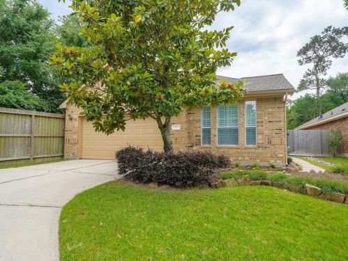 7 Haversham Ct, Conroe TX  77384-4577 exterior