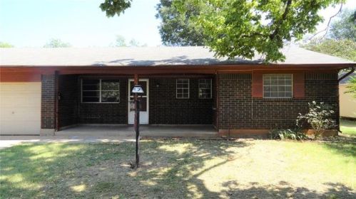 2421 Wyandotte Way, Norman, OK 73071-6817