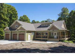 8100 Davis St, Loretto, MN 55357-8738