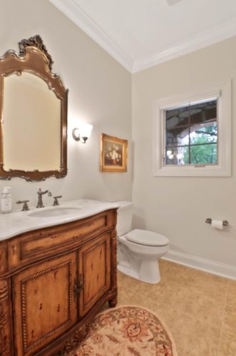 1904 William Dr, Valpo IN  46385-8168 exterior