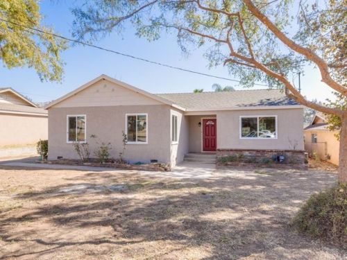 2389 Reservoir Dr, Norco, CA 92860-2789