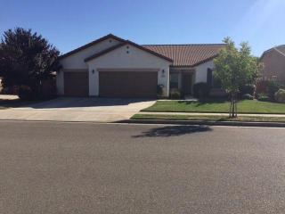 3162 Norwich Ave, Clovis, CA 93619-9266