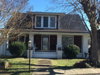 402 Montgomery St, Cowan, TN 37318-3240
