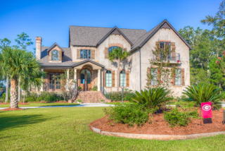 154 Riverwalk Dr, Brunswick, GA 31523-8115