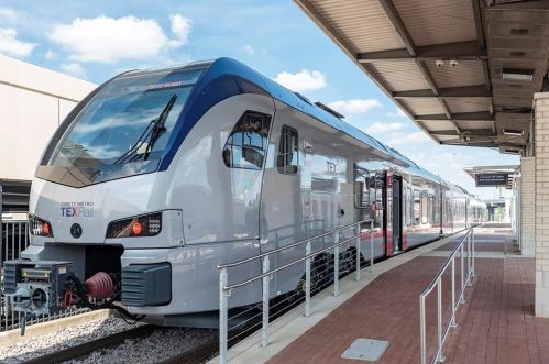 221 Lancaster Ave, Fort Worth TX  11003-6604 exterior