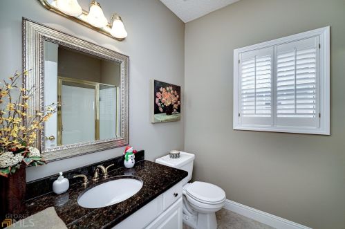 142 Wexford Ct, Stockbridge GA  30281-6306 exterior