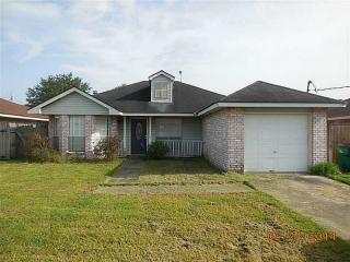 3708 Max Dr, Harvey, LA 70058-2101
