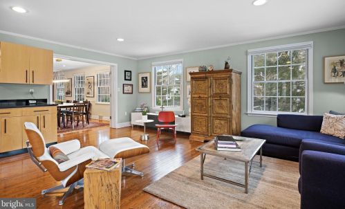 69 Laurel Rd, Princeton NJ 08540-2708 exterior