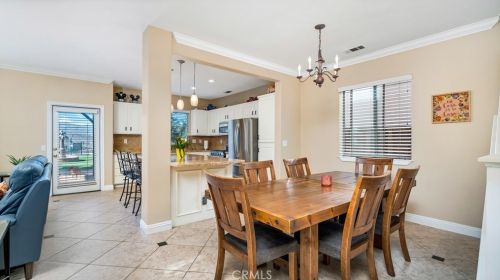 16163 Setting Sun Cir, Riverside CA  92503-0527 exterior