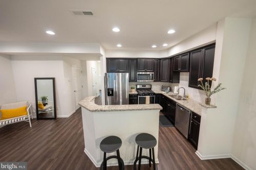 116 Sundance Dr, Trenton NJ  08619-3969 exterior