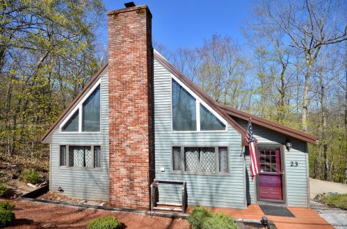 23 Oak Ridge Rd, Madison, NH 03849-5240