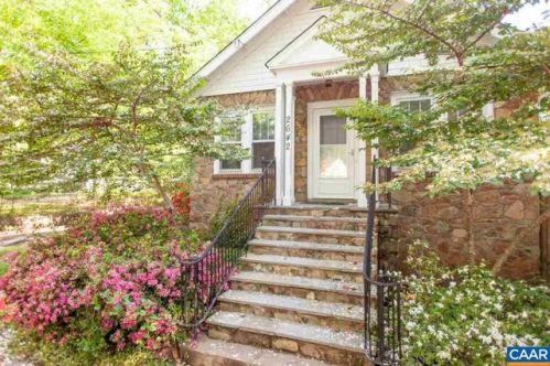 2642 Jefferson Park Cir, Charlottesville, VA 22903-4134