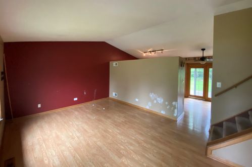 1561 Vincennes St, Crete, IL 60417-3103