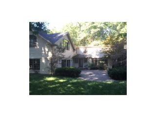 8077 Illinois St, Indianapolis, IN 46260-2938