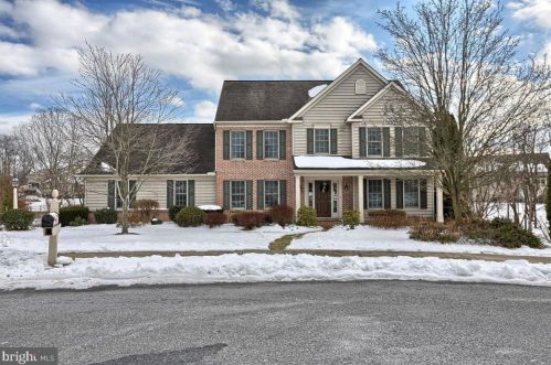 324 Chervil Ct, Harrisburg, PA 17112-8972