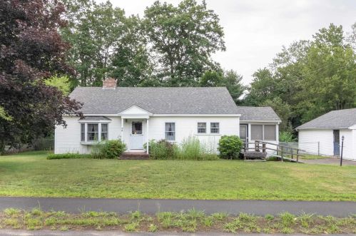 36 Lafayette St, Laconia, NH 03246-3238