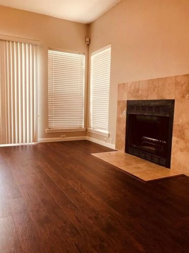 2153 Falcon Ridge Dr, Carrollton TX  75010-4106 exterior