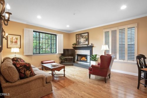 2036 Montecito Dr, Glendale CA  91208-1824 exterior