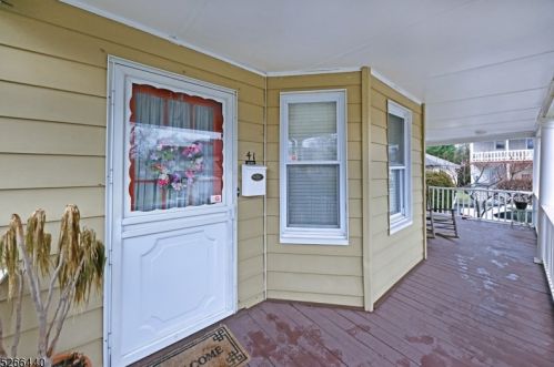 41 Llewellyn Ave, Paterson, NJ 07506-2639
