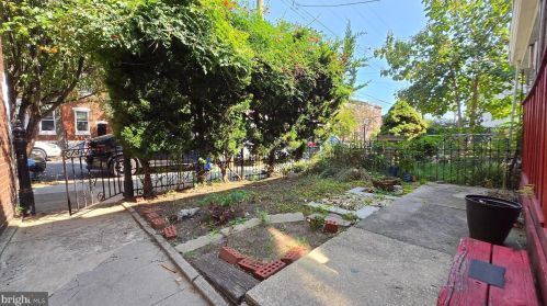 2350 Cumberland St, Philadelphia PA  19132-4118 exterior