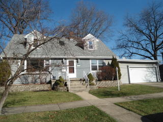 605 Prospect St, Dekalb, IL 60115-3869
