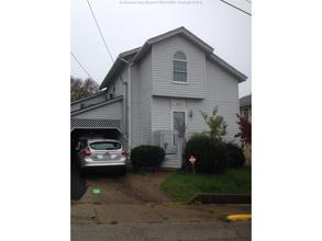 908 Temple St, Charleston, WV 25387-2152