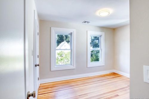 53 Mead Ave, Greenwich CT  06830-6812 exterior