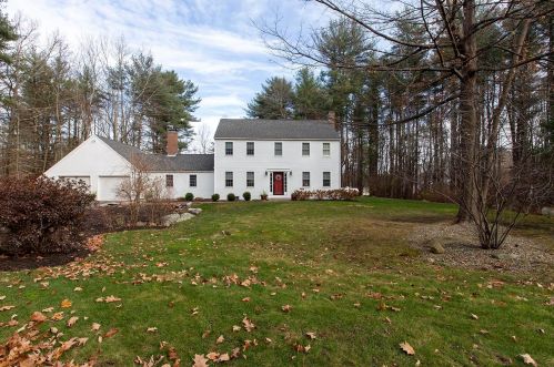 16 Tehias St, Rye, NH 03870-2029