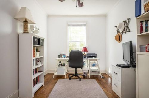 4437 Carmain Dr, Atlanta GA  30342-3503 exterior