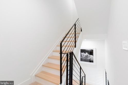 123 23 St, Philadelphia PA 19121-1329 exterior