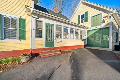 544 State St, Concord, NH 03301-3240