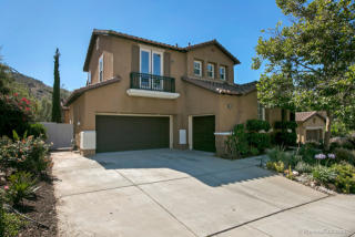 3310 Wild Oak Ln, Escondido, CA 92027-6508