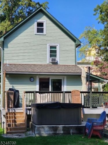 513 Plane St, Hackettstown NJ  07840-1107 exterior