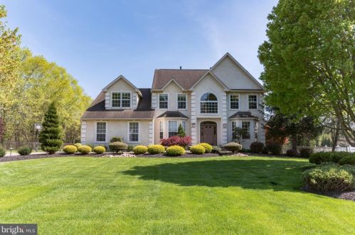 172 Hunters Run, Auburn, NJ 08085-3036