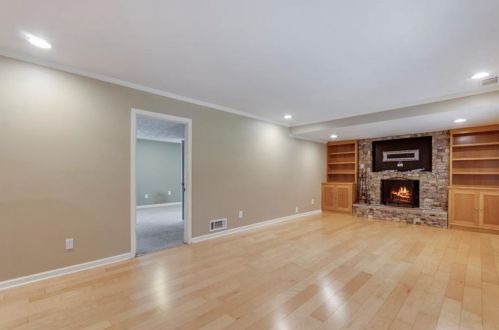 6769 Lockridge Dr, Atlanta GA  30360-1555 exterior