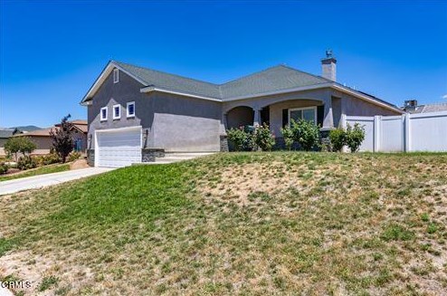 810 Mulberry St, Tehachapi, CA 93561-2252