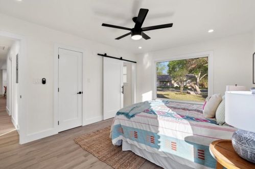 5006 Buffalo Pass, Austin TX  78745-2832 exterior